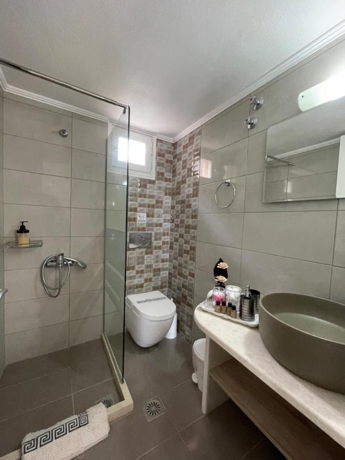 Sea View Apts & By Pachiplex Apartment *