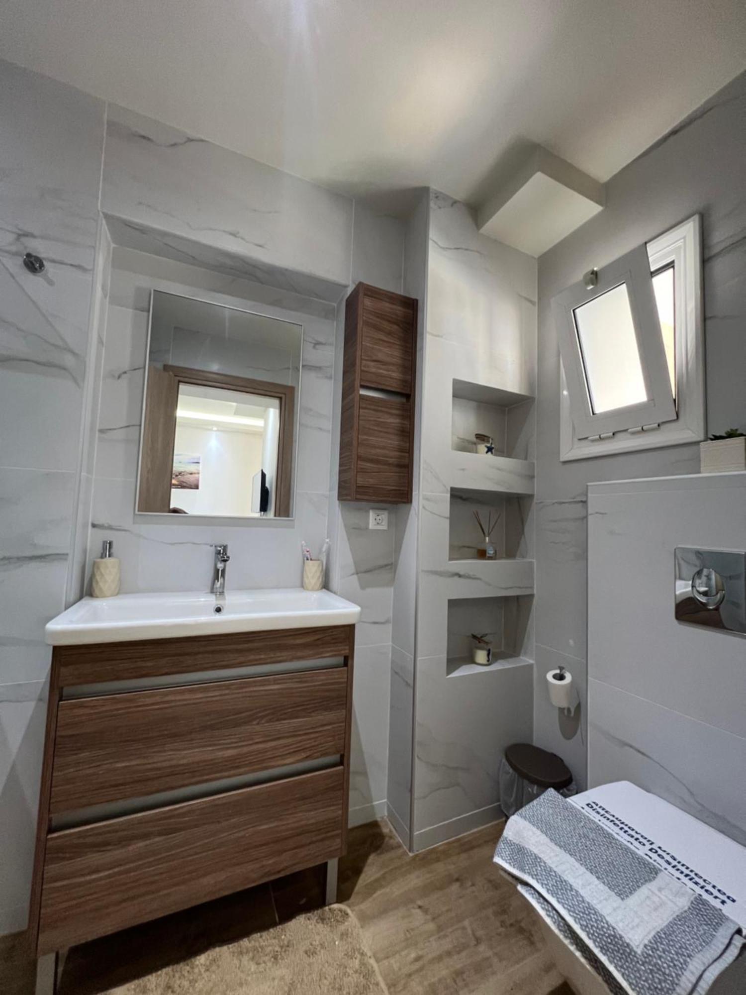 Sea View Apts & By Pachiplex Daire