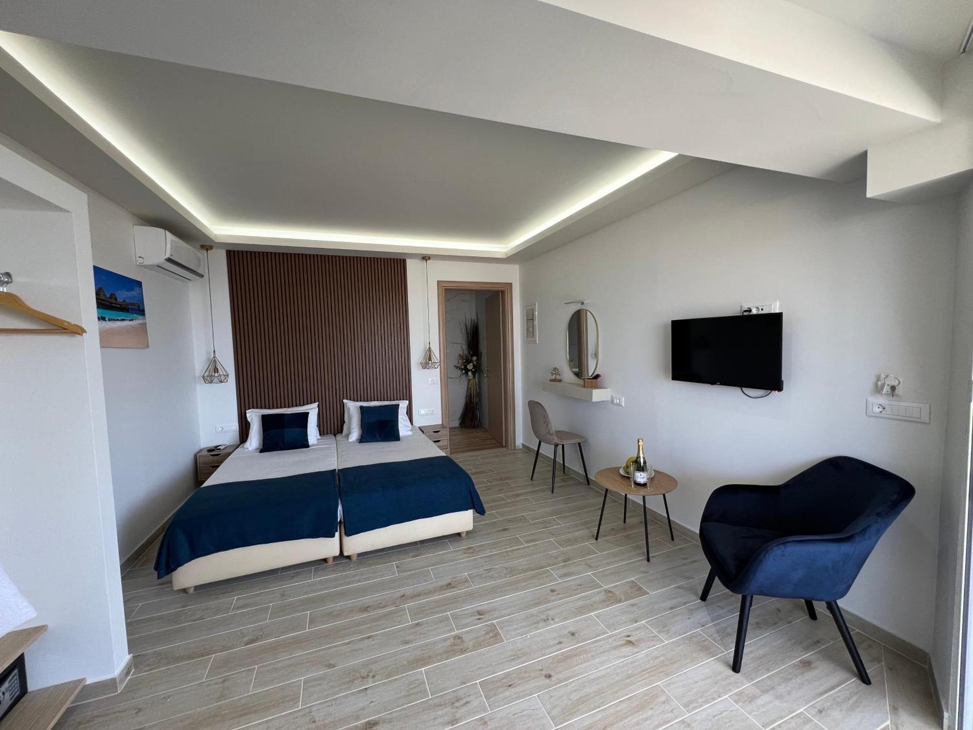 Sea View Apts & By Pachiplex * Malia