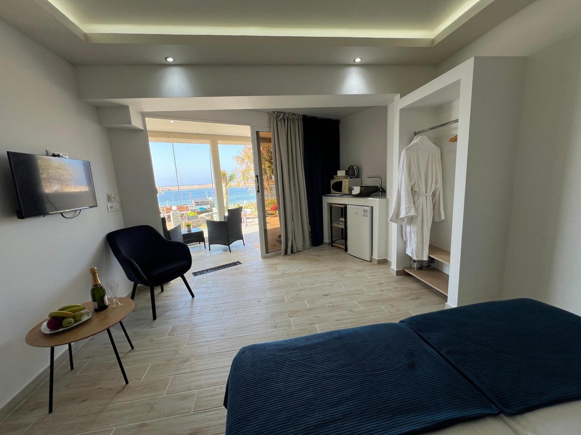 Sea View Apts & By Pachiplex Apartment *